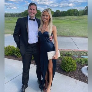 Amanda uprichard gown